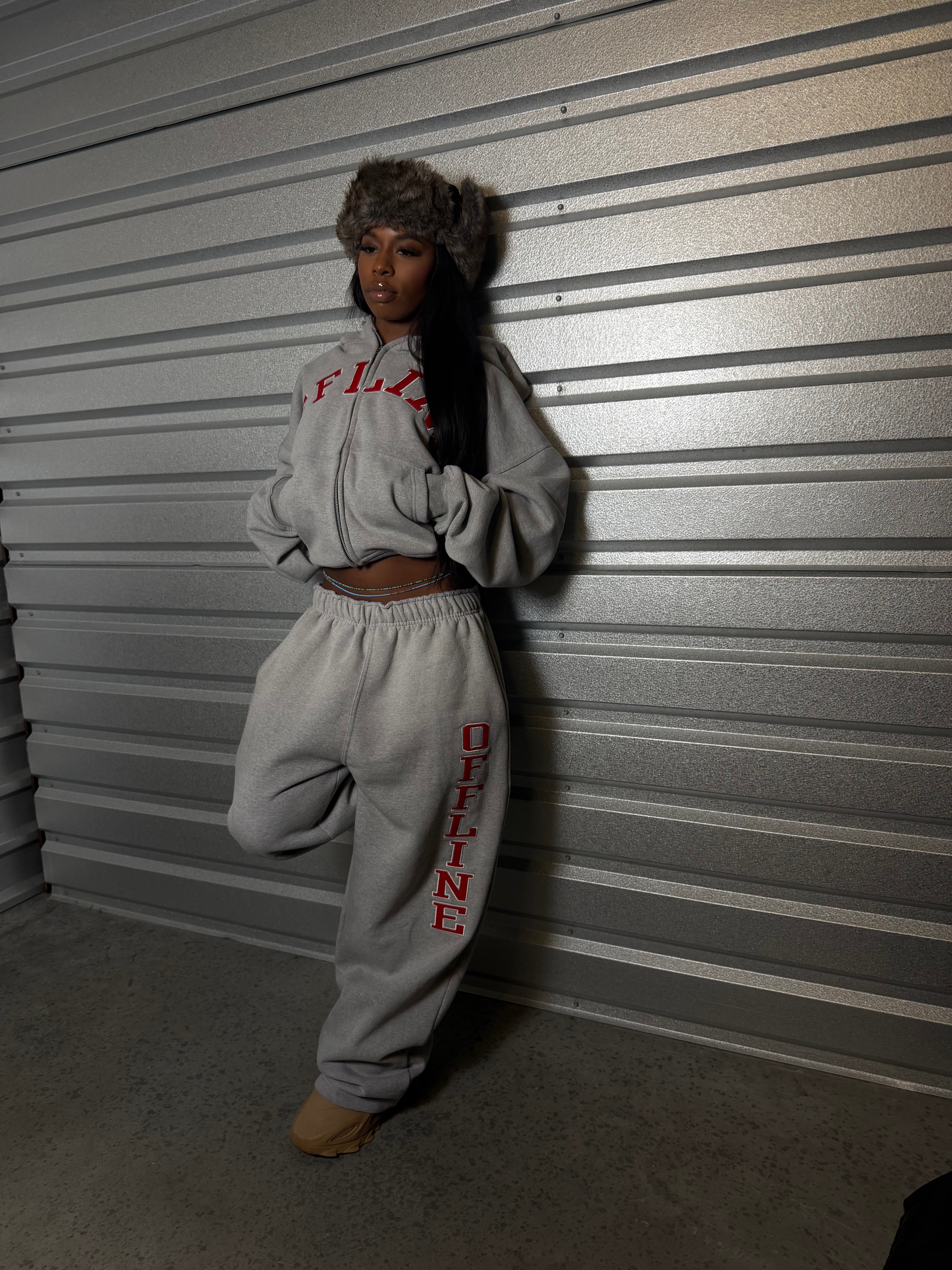 GREY OFFLINE STATUS SET